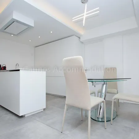 Blue Bay Apartment